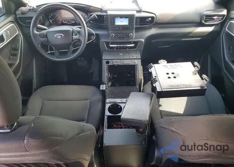 2021 Ford Explorer Police Interceptor z USA, uszkodzony, nr VIN 1FM5K8AB6MGA87359